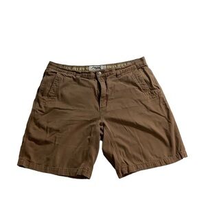 Mountain Khakis Hiking Shorts Size 38W x 10L